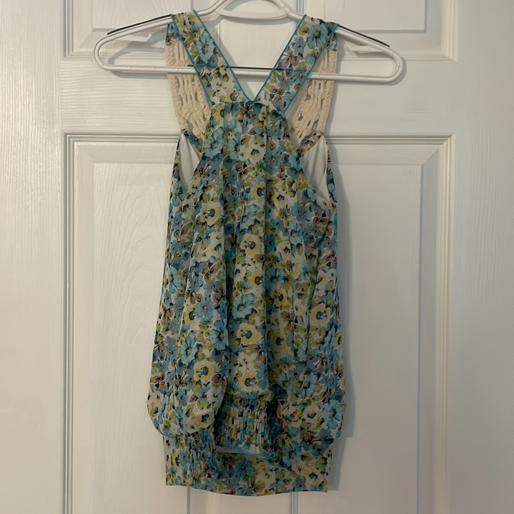 IZ Byer Small Dressy Top - Picture 3 of 3